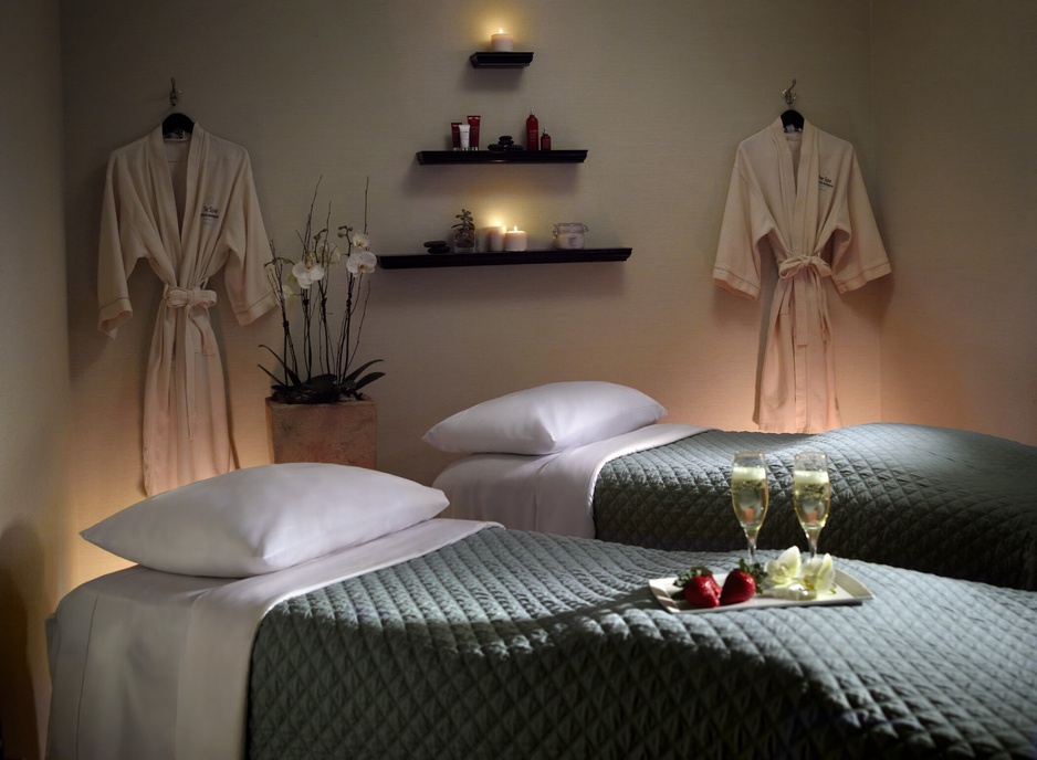 Atlanta Marriott Marquis Hotel Private Spa Room - Couples Massage