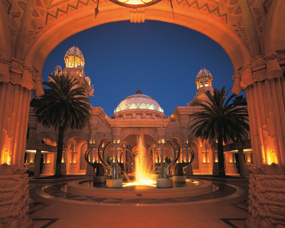 Entrance to The Palace with Sable Fountain