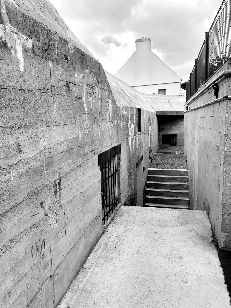 Bunker L479 Entrance Staircase B&W