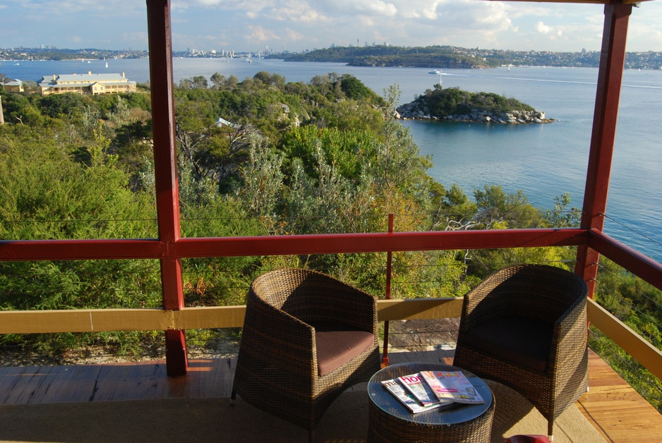 Q Station terrace with view on Sydney Harbour National Park