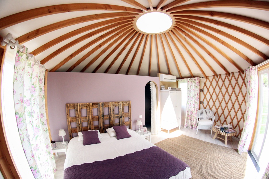 Quinta M yurt bedroom