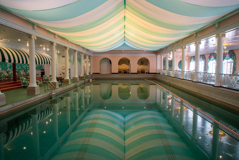 Greenbrier Hotel Spa Pool