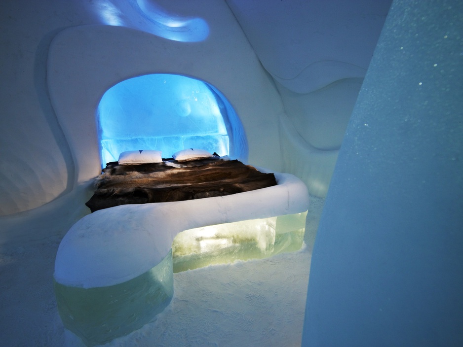 Genesis ice hotel room