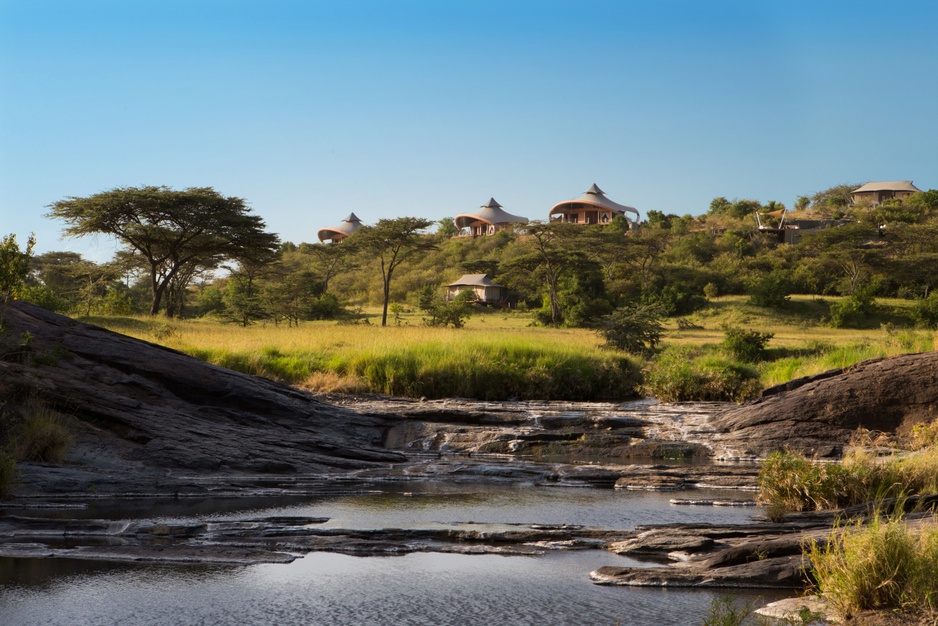 Mahali Mzuri tents