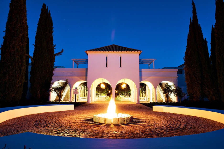 Hotel Vila Monte front entrance