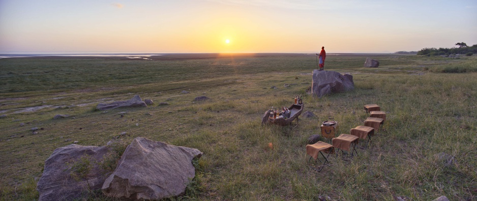 Guest Experience and Sundowners at &Beyond Lake Manyara Tree