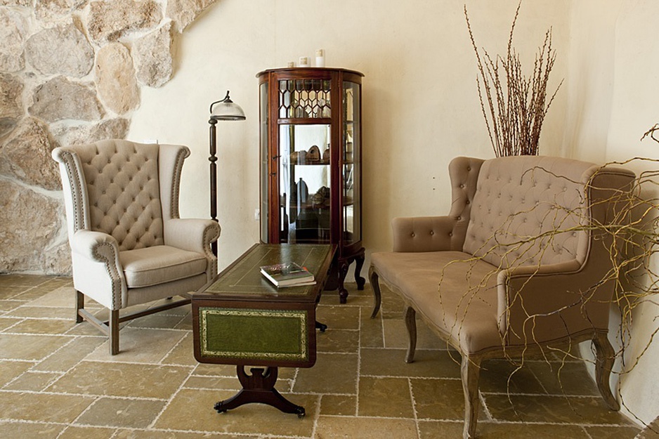 Columbarium living room