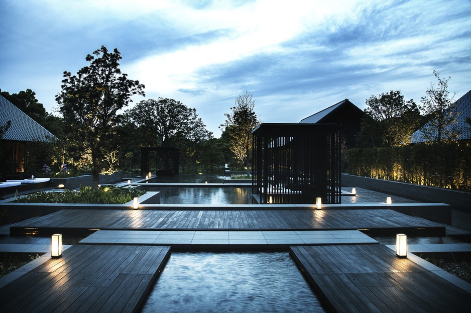 Amanemu spa small outdoor pools