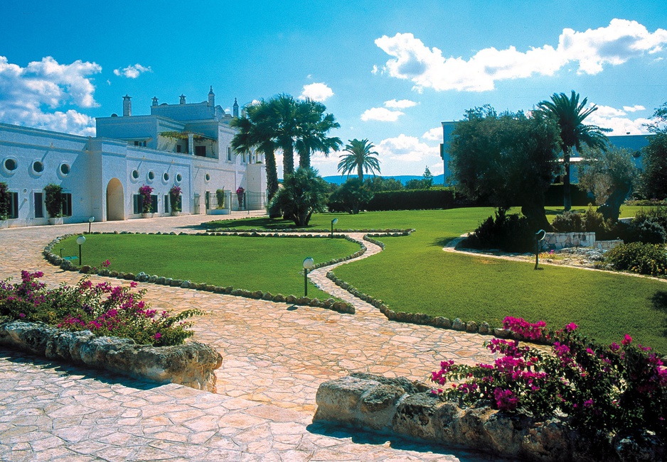 Masseria San Domenico hotel garden