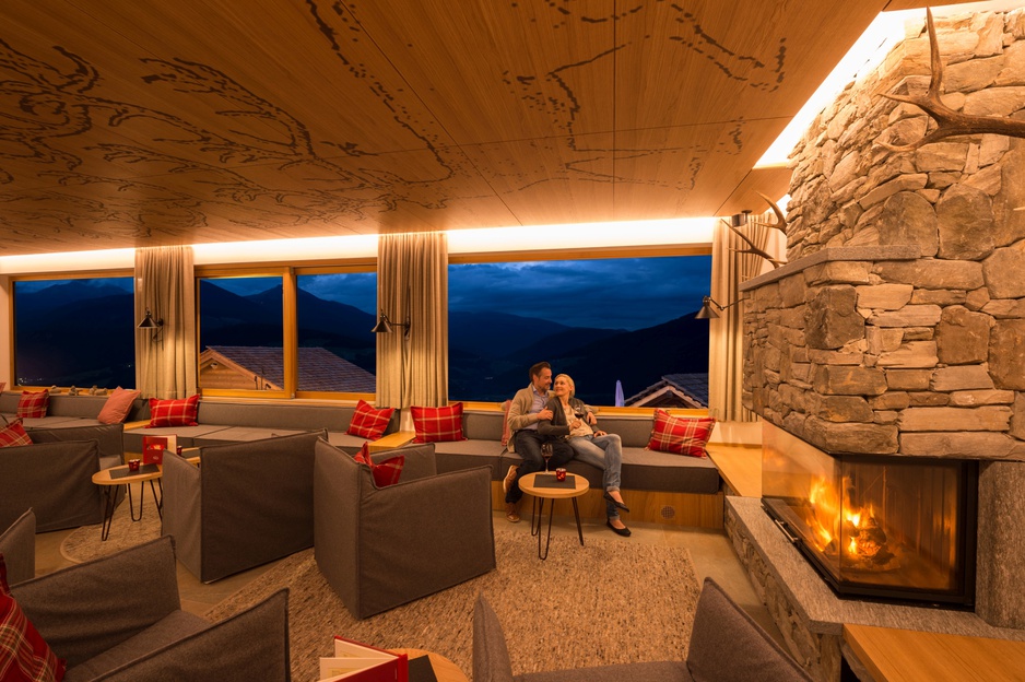 Alpin Panorama Hotel Hubertus Lounge