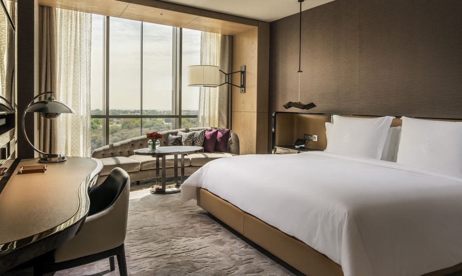 Four Seasons Dubai DIFC bedroom