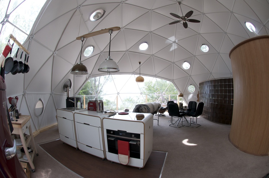 Ecopod Boutique Retreat pod kitchen