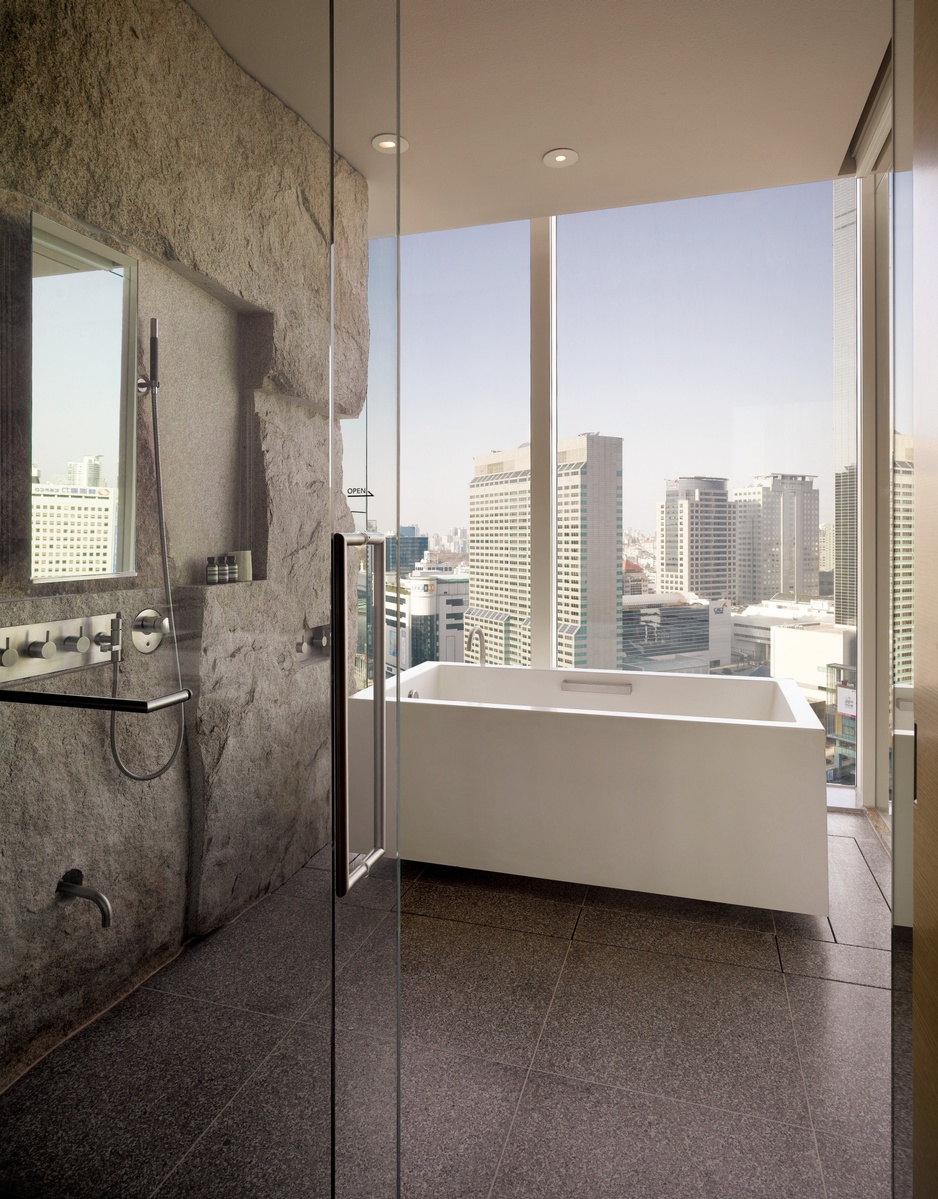 Park Hyatt Seoul deluxe bathroom