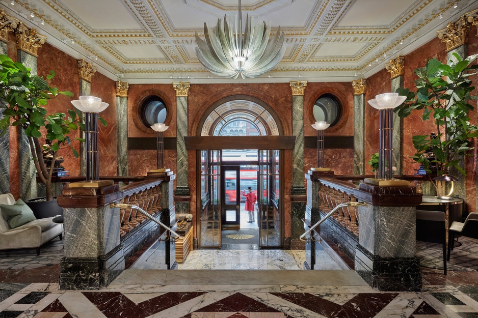 Mandarin Oriental Hyde Park Hotel Lobby