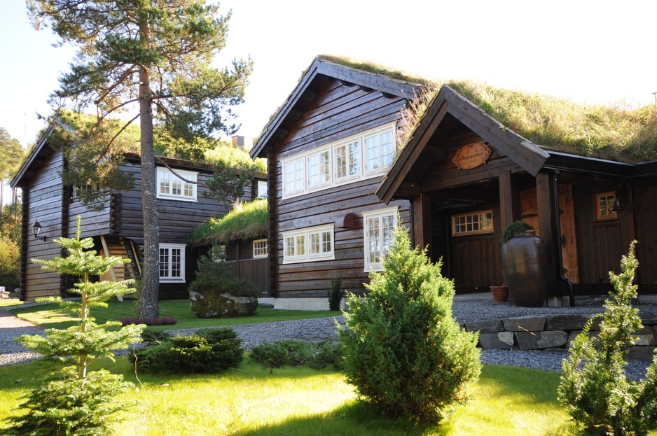 Storfjord Hotel front