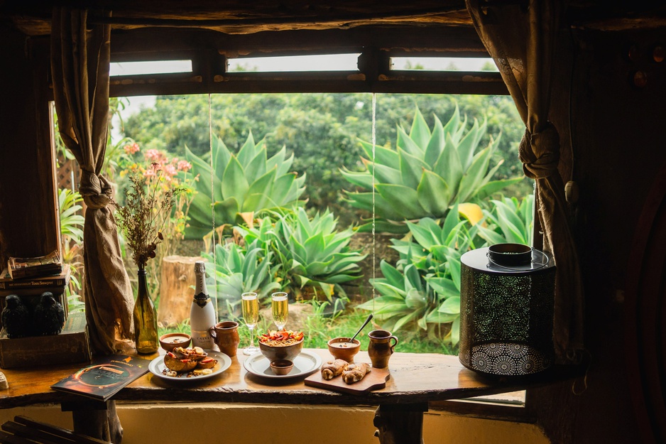 Hobbitenango Hobbit House Breakfast by the Window