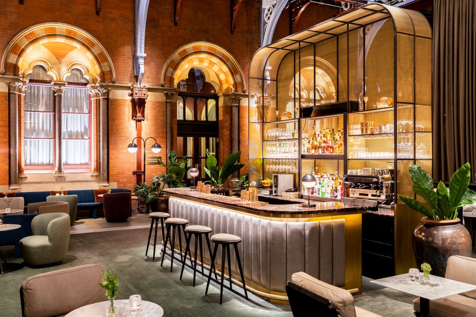 St. Pancras Renaissance Hotel Hansom Bar