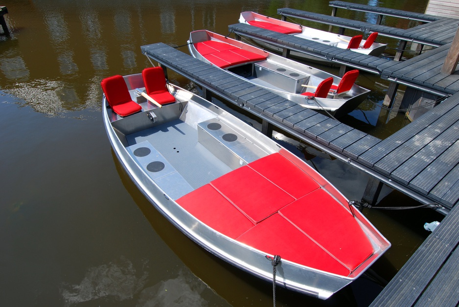 Sinneskou aluminium boat