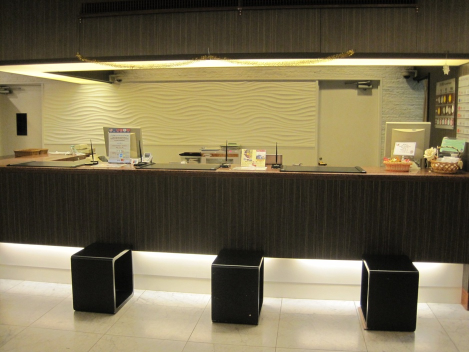 Dotonbori Hotel reception