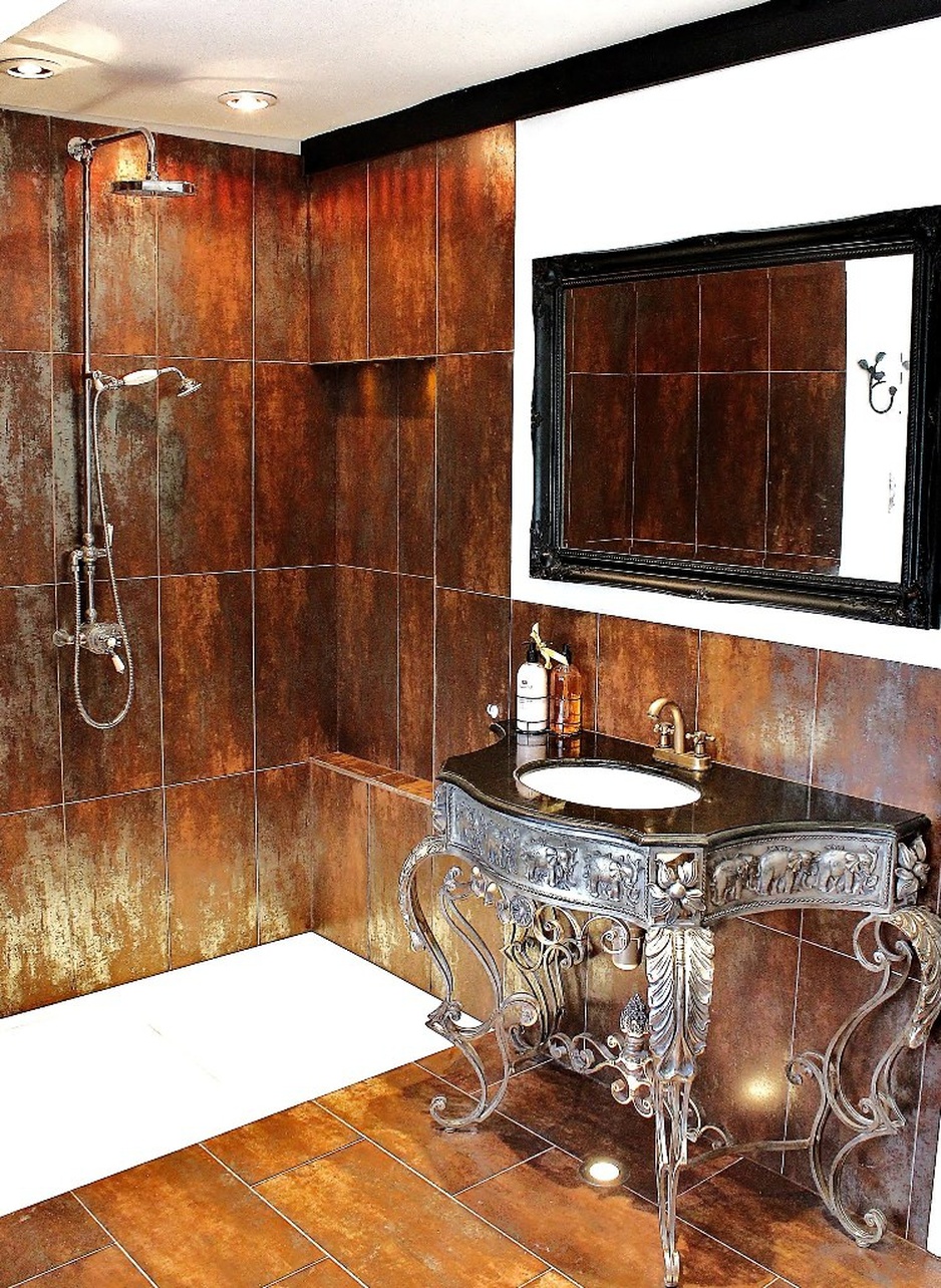 Bling bathroom