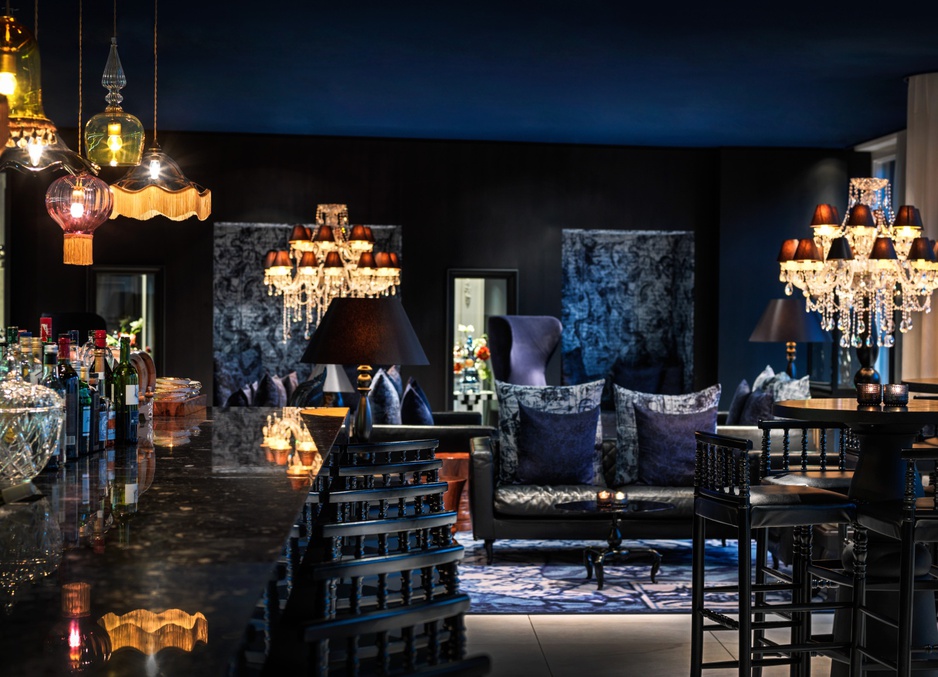 Andaz Amsterdam hotel Bluespoon bar