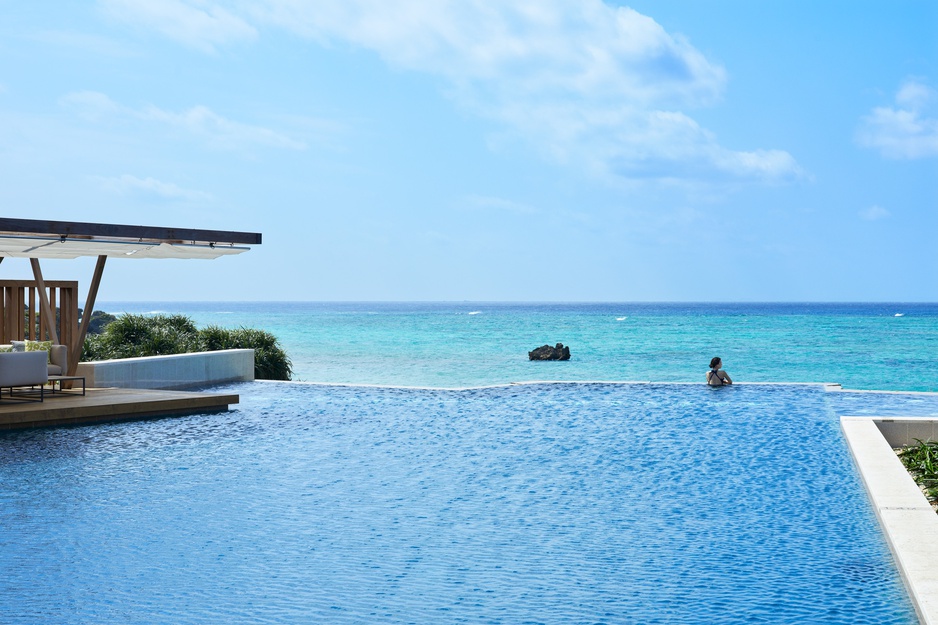 Hoshinoya Okinawa Infinity Pool