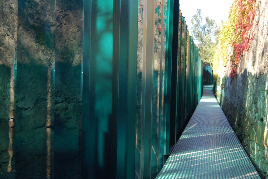 Les Cols Pavellons Pathway