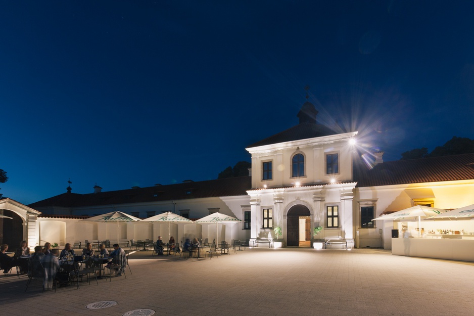 Hotel Monte Pacis building and terrace at night