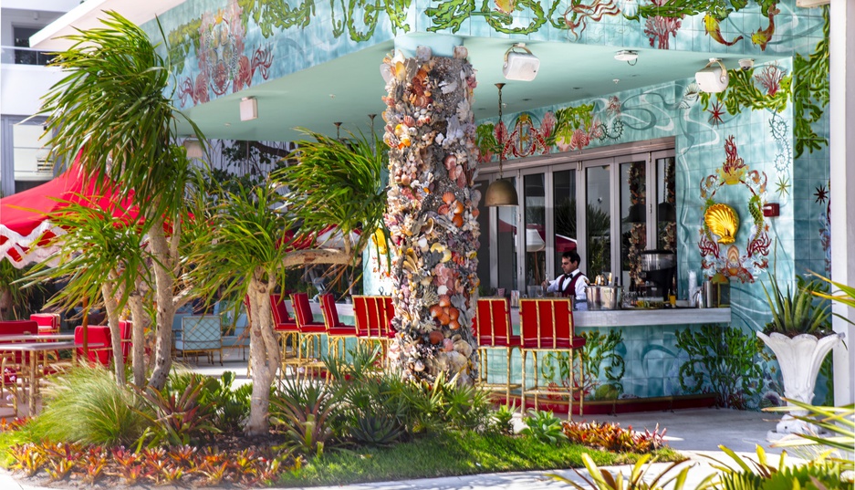 Faena Hotel Sunbar