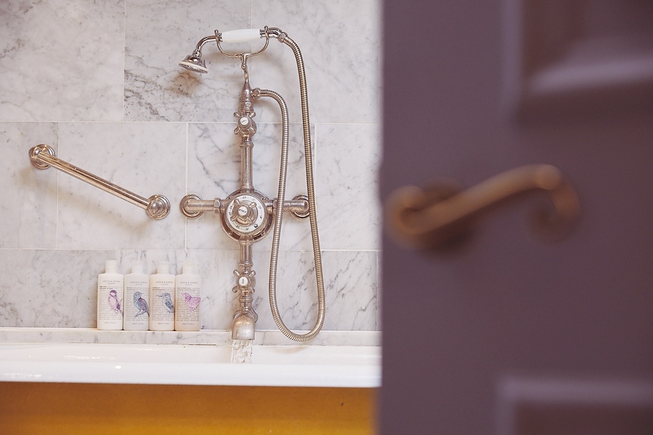 L'Hotel Paris Fine Bathroom Details