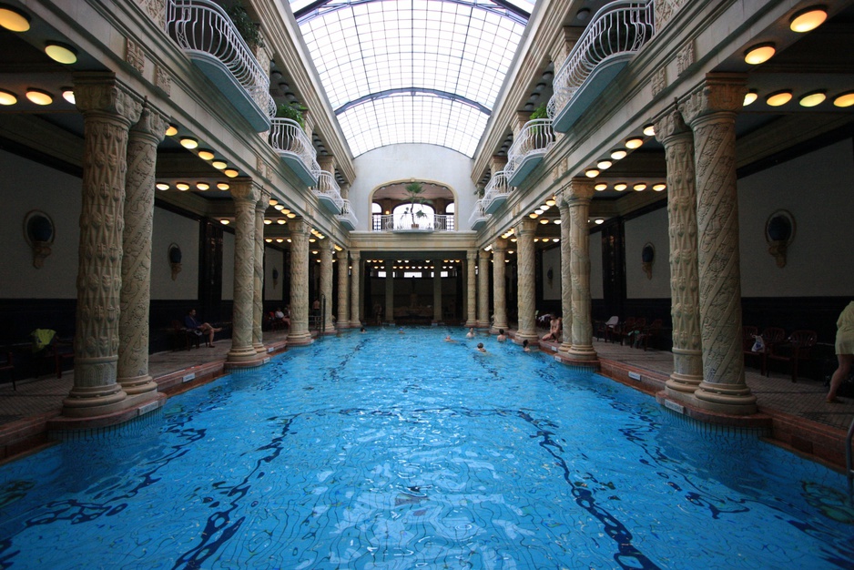 Gellert Hotel pool