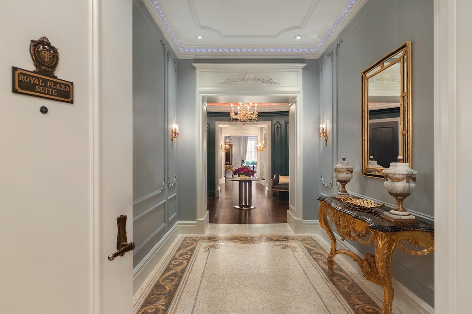 Royal Suite Corridor At The Plaza Hotel New York