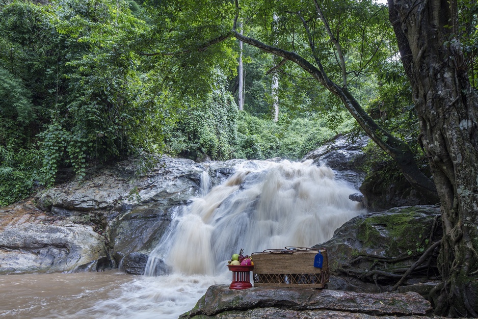 Chiang Mai Picnic By The Waterfall