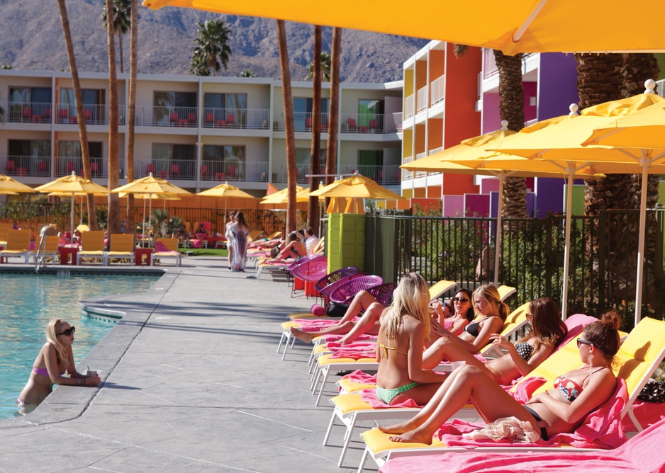 Bikini girls at the pool of The Saguaro hotel