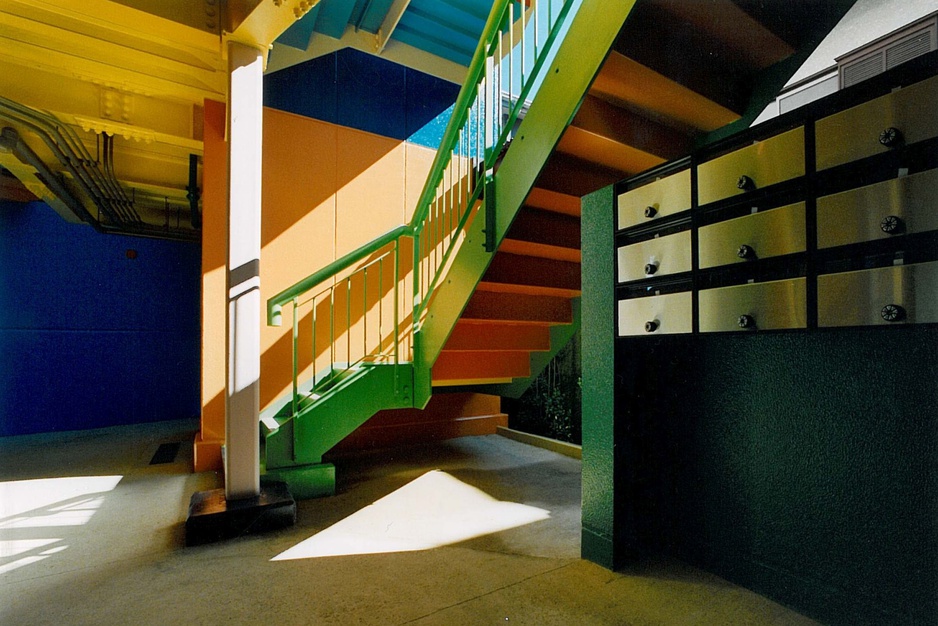 Reversible Destiny Lofts Post Box And Staircase