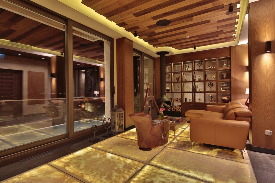 Ariana Sustainable Luxury Lodge Interior