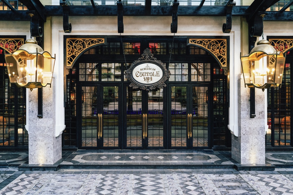 Hotel de la Coupole Grand Entrance