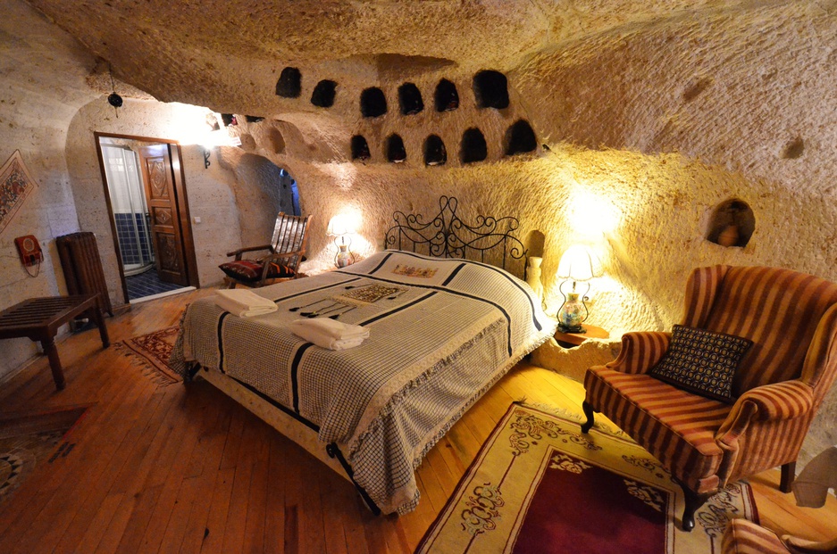 Cappadocia Cave room