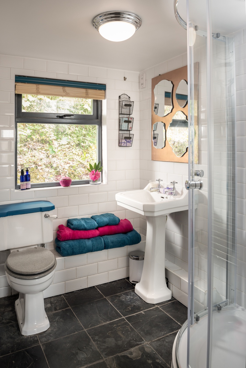 Libertine Cottage bathroom