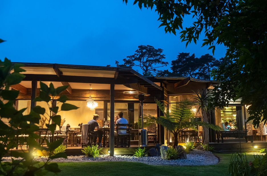 Tsala Treetop Lodge Dinner