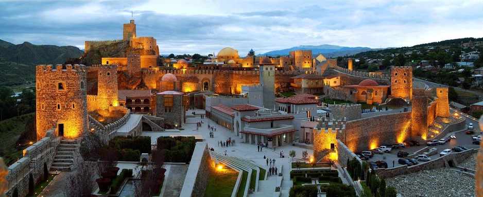 Rabati Castle night lights