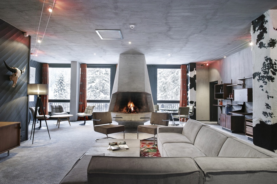 Totem Flaine Hotel lounge