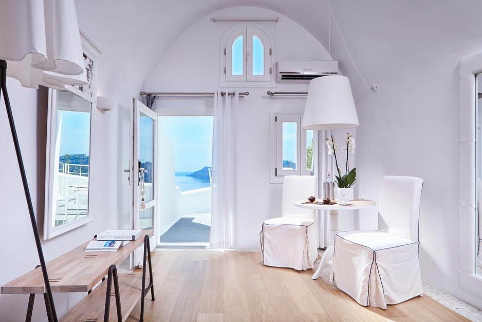 Superior suite with Aegean sea view