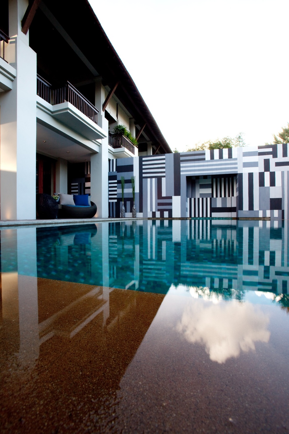 Indigo Pearl pool