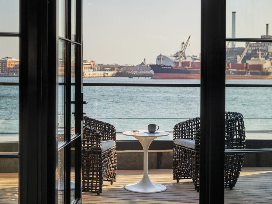 Sagamore Pendry Baltimore Hotel Harbor View Balcony