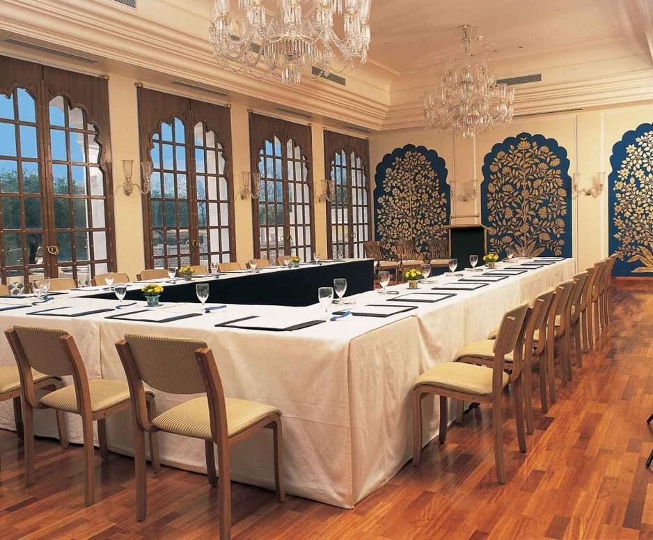 The Oberoi Vanyavilas restaurant