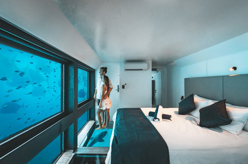 Reefsuites Underwater Room