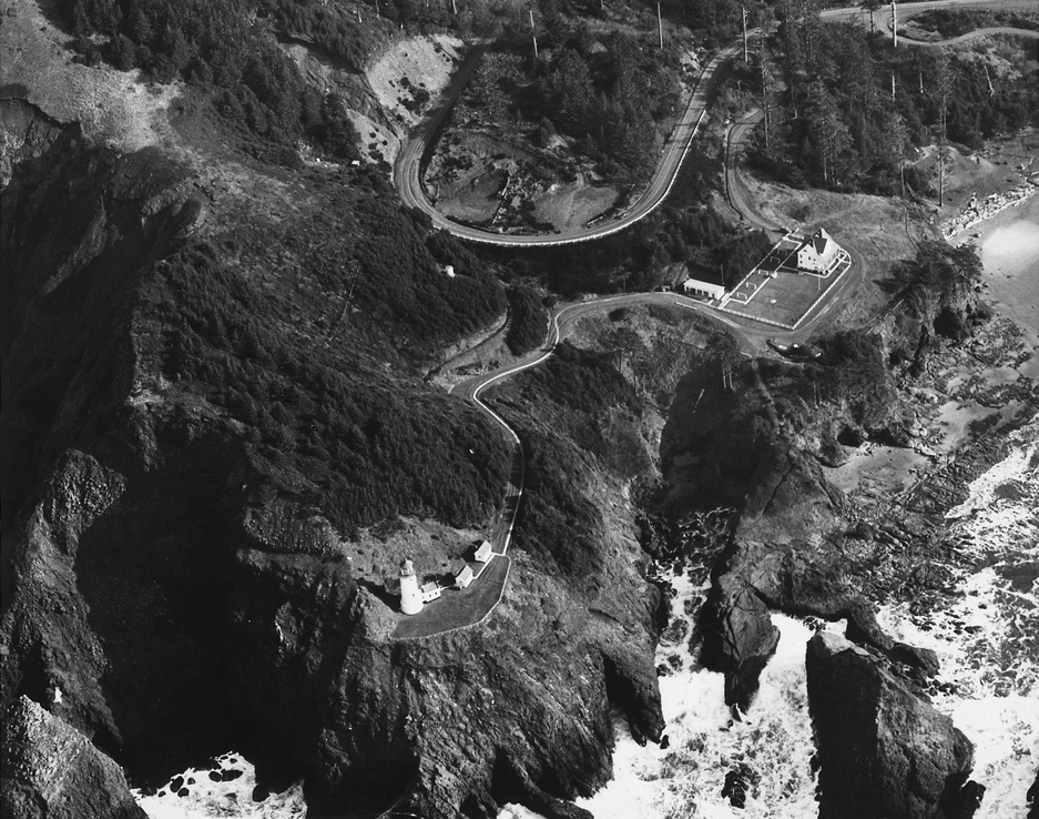 Heceta Head Lighthouse in 1954