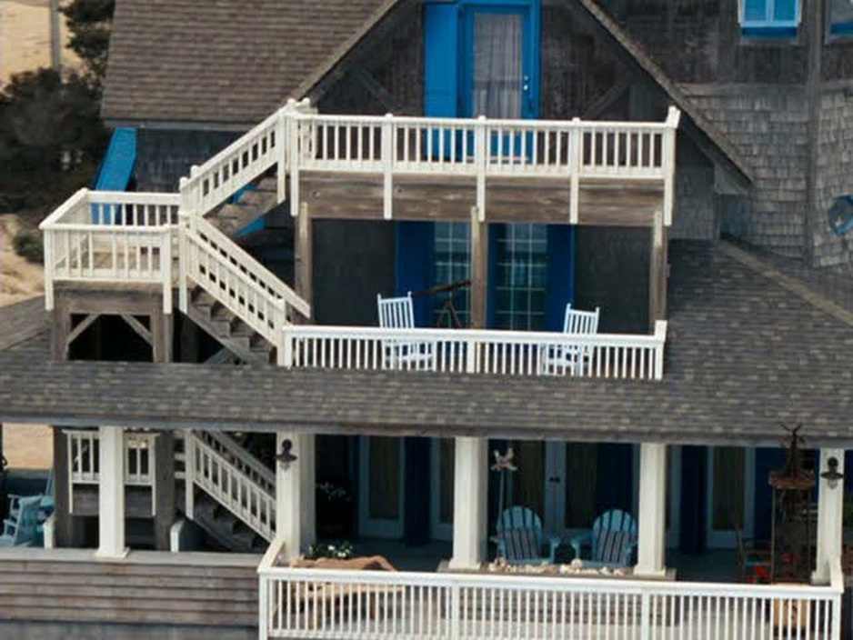 The Inn at Rodanthe balconies