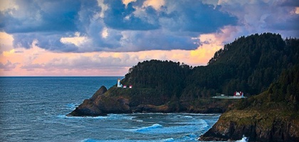 Heceta Lighthouse Bed & Breakfast - 7 Course Breakfast At The North West Pacific Ocean